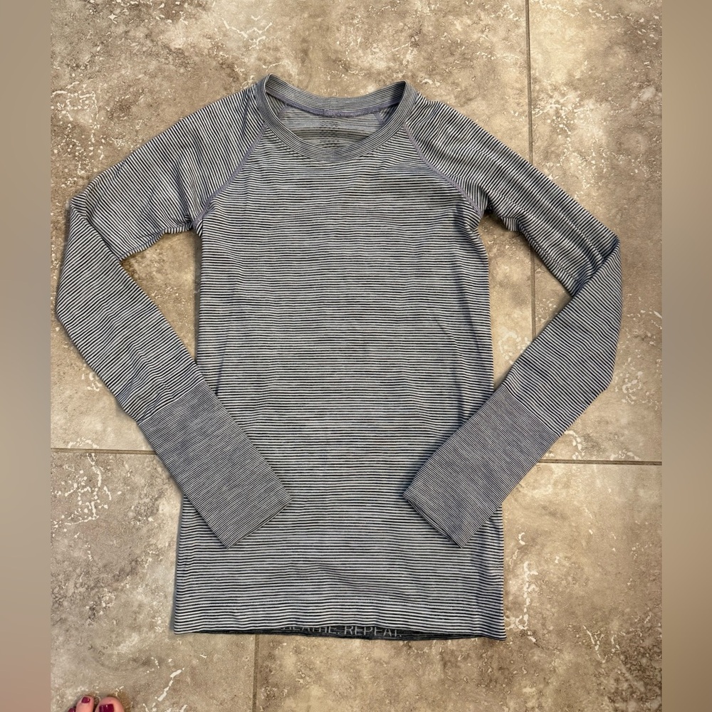 lululemon athletica Black and Gray Long Sleeve Tee